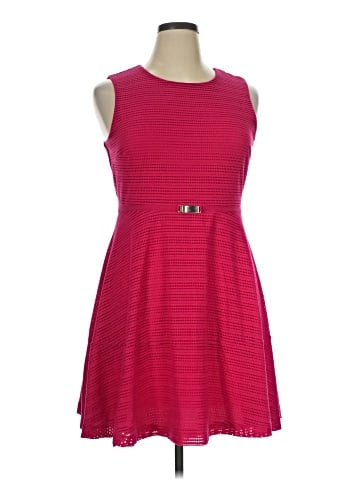 Jennifer Lopez Casual Dress (view 1)