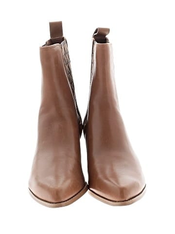 MICHAEL Michael Kors Ankle Boots (view 2)