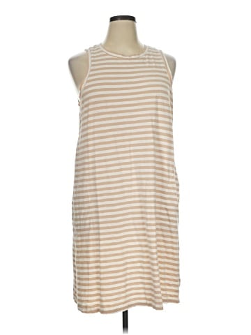 Old Navy Casual Dress (view 1)