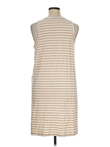 Old Navy Casual Dress (view 2)