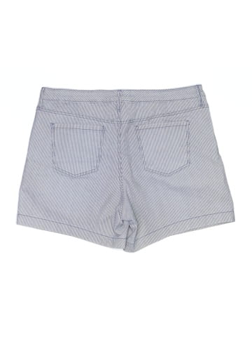 Gloria Vanderbilt Shorts (view 2)