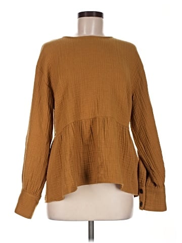 Madewell Lightspun Button-Back Peplum Top (view 1)