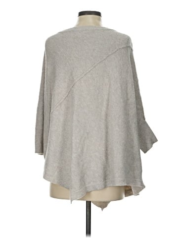 Lou & Grey Poncho (view 2)