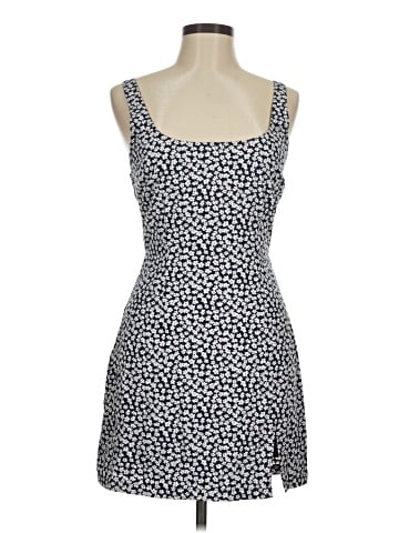 Abercrombie & Fitch Cocktail Dress (view 1)