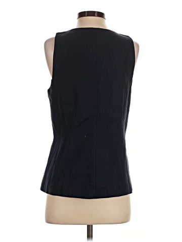 Madewell Crewneck Cutaway Vest in Drapey Twill (view 2)