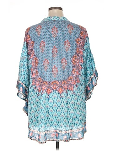 Tolani Poncho (view 2)