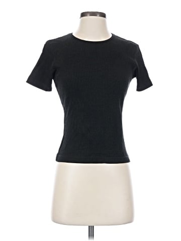 The Limited Short Sleeve Turtleneck (view 1)