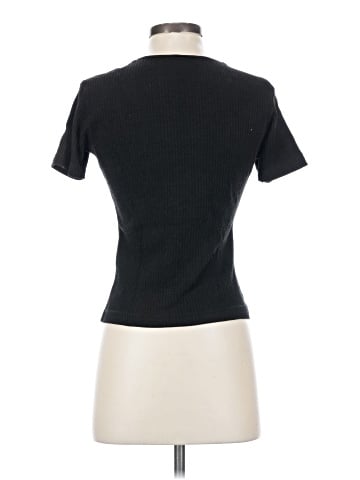 The Limited Short Sleeve Turtleneck (view 2)