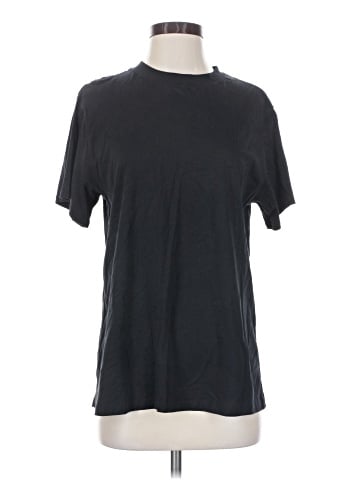 Lululemon Athletica Short Sleeve T-Shirt (view 1)