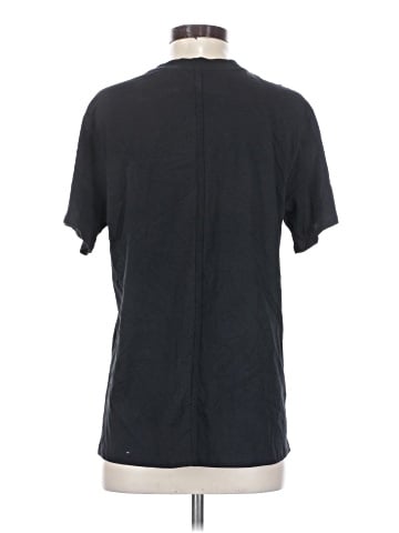 Lululemon Athletica Short Sleeve T-Shirt (view 2)