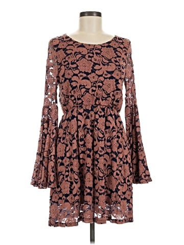 Chris & Carol Casual Dress (view 1)