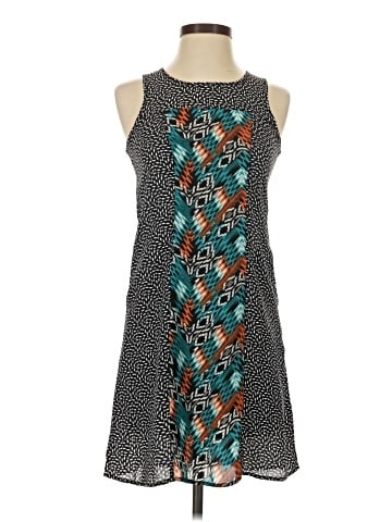 Xhilaration Casual Dress (view 1)