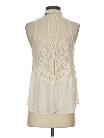 American Eagle Outfitters Sleeveless Blouse (view 2)