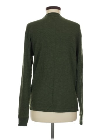 Old Navy Long Sleeve T-Shirt (view 2)