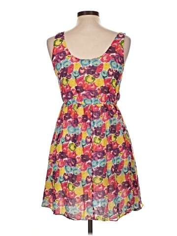 Alice + Olivia Casual Dress (view 2)