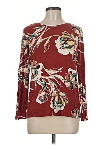 Chico's Long Sleeve T-Shirt (view 1)