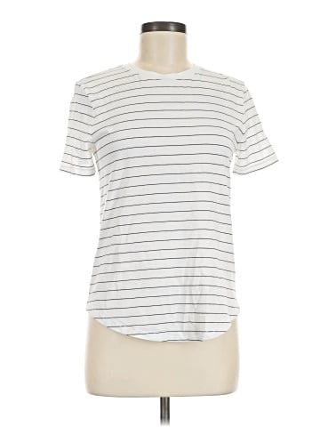 Lululemon Athletica Short Sleeve T-Shirt (view 1)