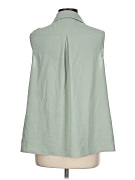 Unbranded Sleeveless Button-Down Shirt (view 2)