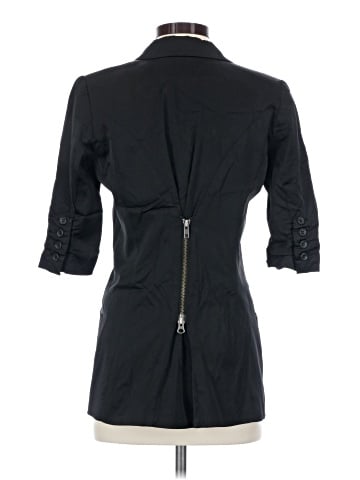 Elizabeth and James Blazer (view 2)