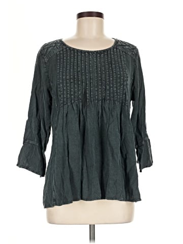 Parsley & Sage 3/4 Sleeve Blouse (view 1)