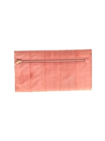 Unbranded Wallet (view 2)