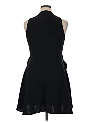 Elliatt Cocktail Dress (view 2)