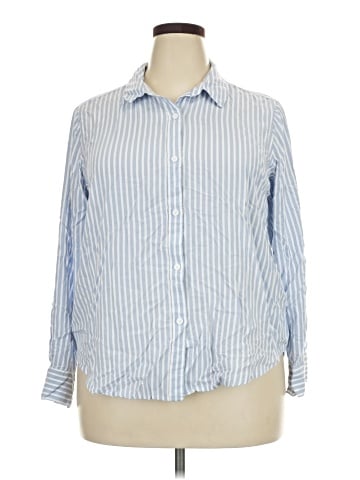 Liz Claiborne Long Sleeve Button-Down Shirt (view 1)