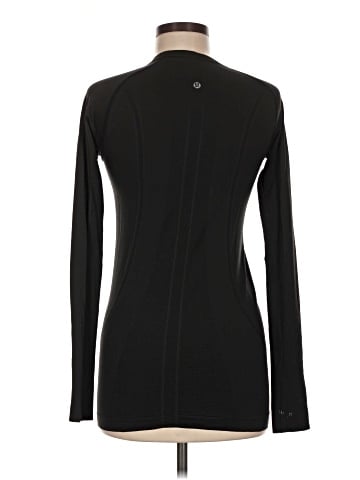 Lululemon Athletica Long Sleeve T-Shirt (view 2)