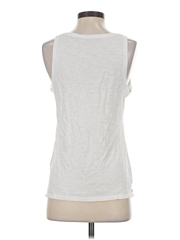 Old Navy Sleeveless T-Shirt (view 2)