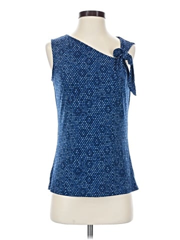 Attention Sleeveless Top (view 1)