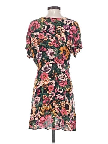 Billabong Casual Dress (view 2)