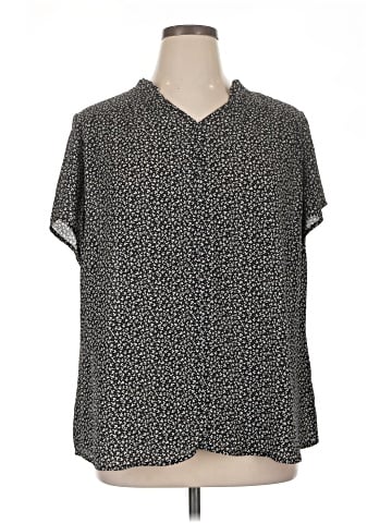 Croft & Barrow Short Sleeve Blouse (view 1)