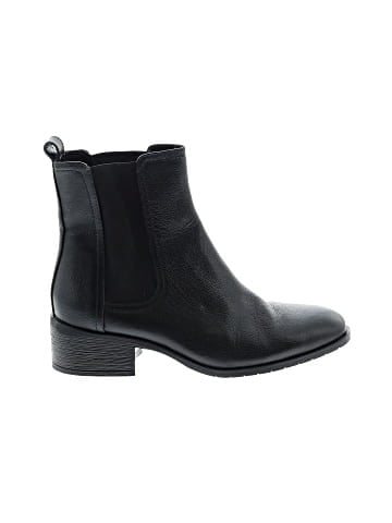 Kenneth Cole REACTION Ankle Boots (view 1)