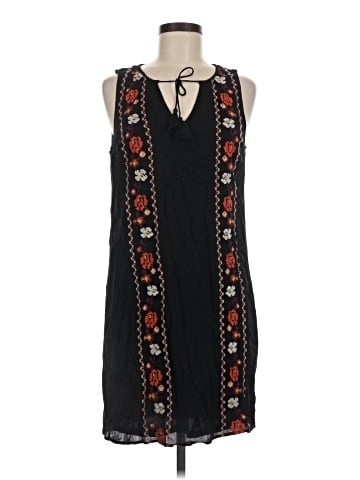 Old Navy Casual Dress (view 1)