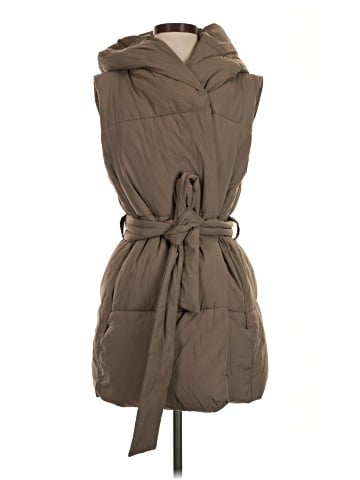 Gap Vest (view 1)