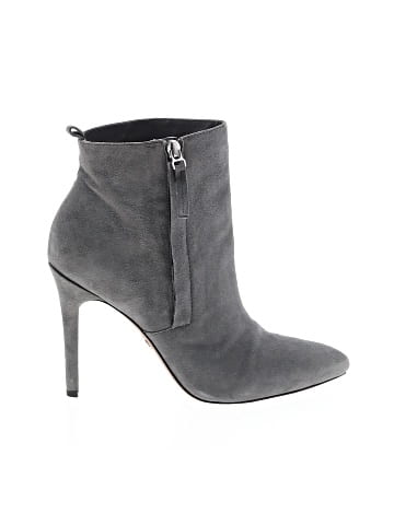 Pour La Victoire Ankle Boots (view 1)