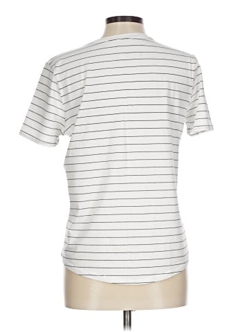 Lululemon Athletica Short Sleeve T-Shirt (view 2)