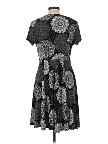 Croft & Barrow Casual Dress (view 2)