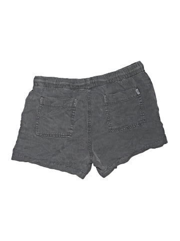 Gap Shorts (view 2)