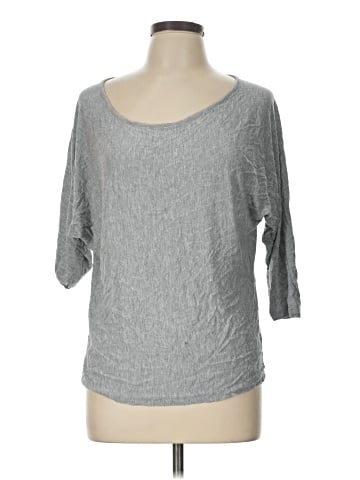 Vince. 3/4 Sleeve Top (view 1)
