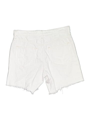 Gap Shorts (view 2)