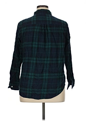 Old Navy Long Sleeve Button-Down Shirt (view 2)