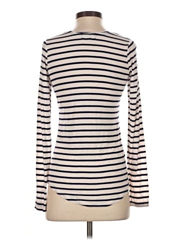 Thyme and Honey Long Sleeve Turtleneck (view 2)
