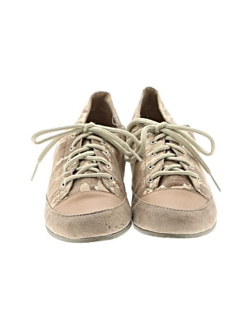 Munro American Sneakers (view 2)