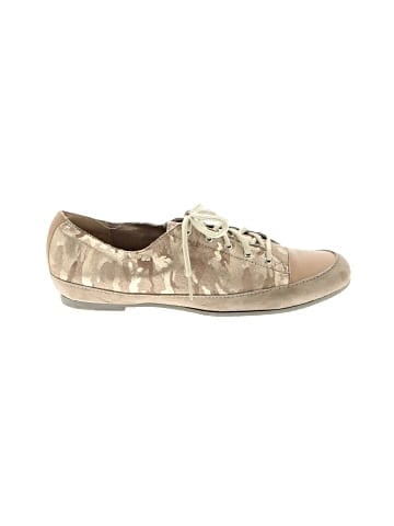 Munro American Sneakers (view 1)