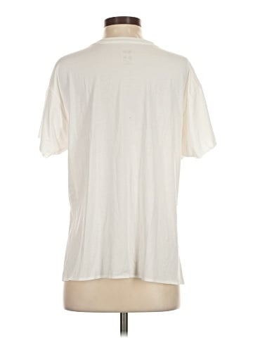 Uniqlo Short Sleeve T-Shirt (view 2)