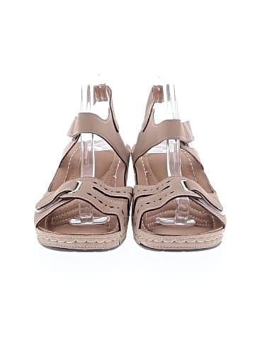 Unbranded Wedges (view 2)