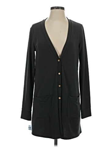 Agnes & Dora Cardigan (view 1)