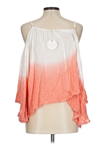 En Creme Sleeveless Blouse (view 2)