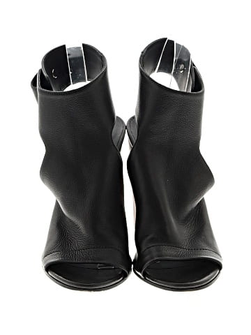 Vince. Sandals (view 2)
